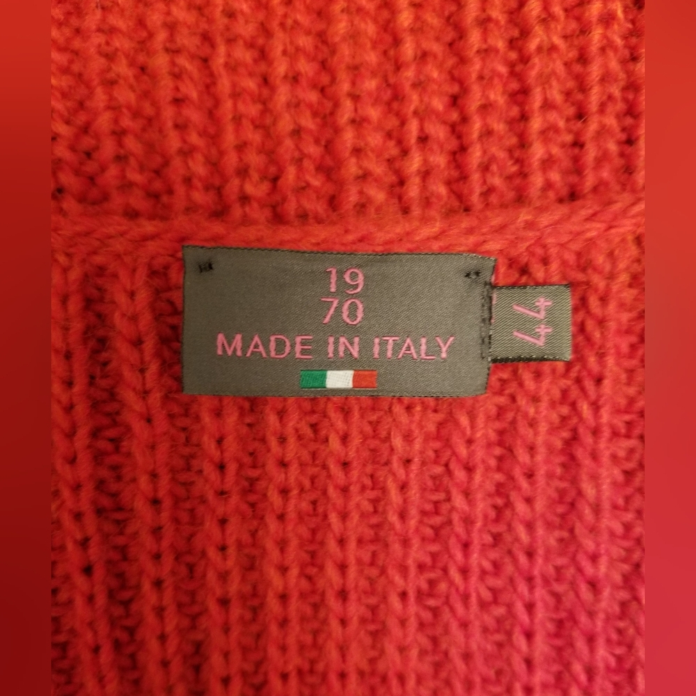 $365  19.70 NINETEEN SEVENTY Wool Sweater - Picture 6 of 7